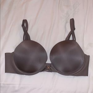 Victoria’s Secret push up bra 36C